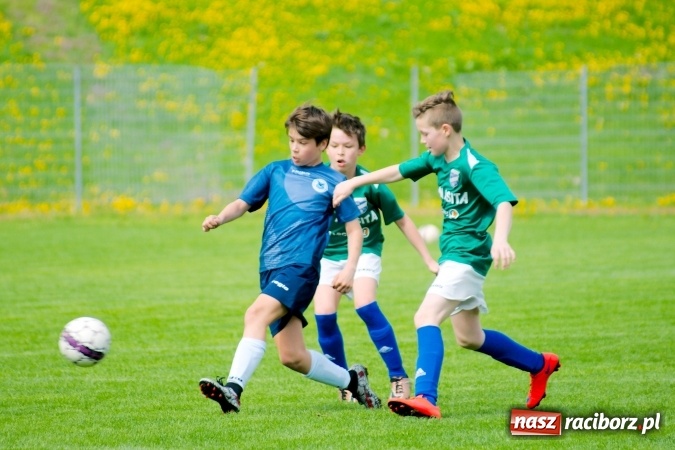 Zdjęcie w galerii na portalu naszraciborz.pl: III WLM: Trzynaście goli przy Zamkowej. Jastrzębie lepsze od Unii wiadomości z regionu