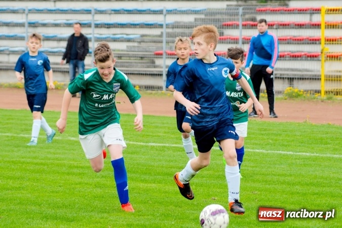 Zdjęcie w galerii na portalu naszraciborz.pl: III WLM: Trzynaście goli przy Zamkowej. Jastrzębie lepsze od Unii wiadomości z regionu