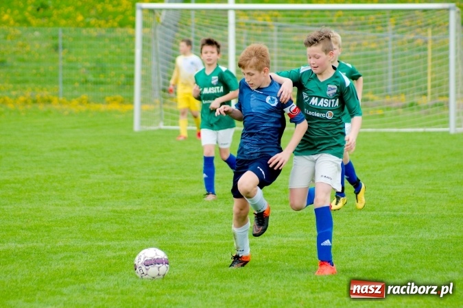 Zdjęcie w galerii na portalu naszraciborz.pl: III WLM: Trzynaście goli przy Zamkowej. Jastrzębie lepsze od Unii wiadomości z regionu