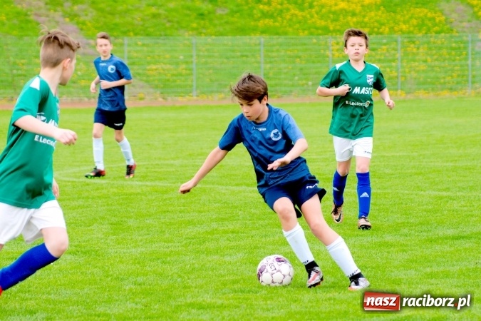 Zdjęcie w galerii na portalu naszraciborz.pl: III WLM: Trzynaście goli przy Zamkowej. Jastrzębie lepsze od Unii wiadomości z regionu