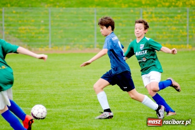 Zdjęcie w galerii na portalu naszraciborz.pl: III WLM: Trzynaście goli przy Zamkowej. Jastrzębie lepsze od Unii wiadomości z regionu