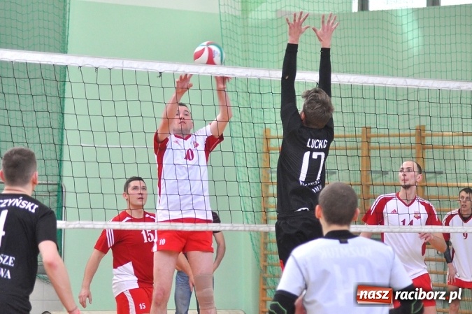 Zdjęcie w galerii na portalu naszraciborz.pl: Siatkarze Odry Racib&oacute;rz zagrają w finałach mistrzostw Polski wiadomości z regionu