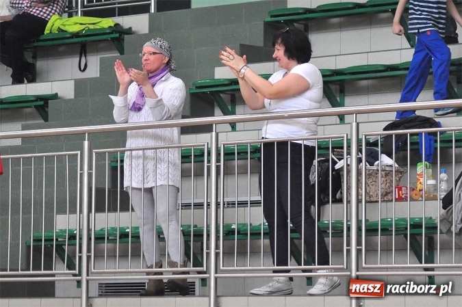 Zdjęcie w galerii na portalu naszraciborz.pl: Siatkarze Odry Racib&oacute;rz zagrają w finałach mistrzostw Polski wiadomości z regionu