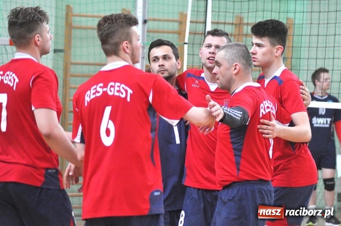 Zdjęcie w galerii na portalu naszraciborz.pl: Siatkarze Odry Racib&oacute;rz zagrają w finałach mistrzostw Polski wiadomości z regionu