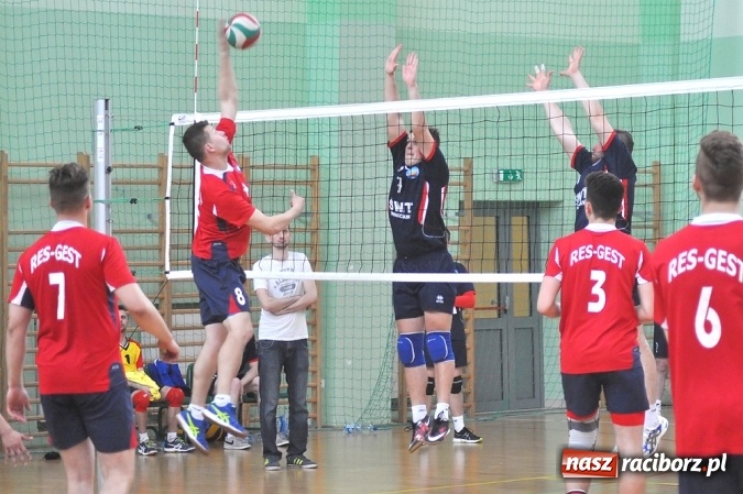 Zdjęcie w galerii na portalu naszraciborz.pl: Siatkarze Odry Racib&oacute;rz zagrają w finałach mistrzostw Polski wiadomości z regionu