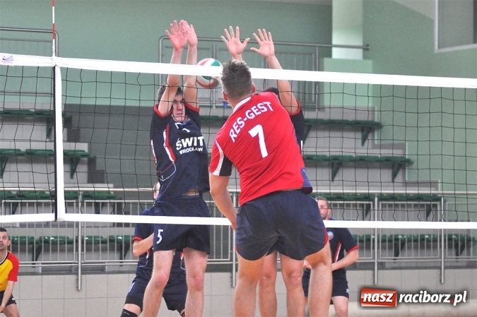 Zdjęcie w galerii na portalu naszraciborz.pl: Siatkarze Odry Racib&oacute;rz zagrają w finałach mistrzostw Polski wiadomości z regionu