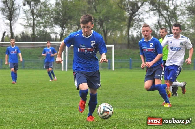 Zdjęcie w galerii na portalu naszraciborz.pl: Nerwowo, ale szczęśliwie. Unia wygrywa ze Spójnią Landek wiadomości z regionu