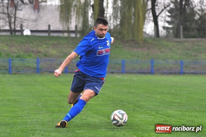 Zdjęcie w galerii na portalu naszraciborz.pl: Nerwowo, ale szczęśliwie. Unia wygrywa ze Spójnią Landek wiadomości z regionu