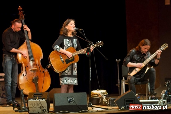 Zdjęcie w galerii na portalu naszraciborz.pl: Antonina Krzysztoń i Anna Janko - wyjątkowy wieczór w RCK wiadomości z regionu