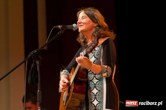 Zdjęcie w galerii na portalu naszraciborz.pl: Antonina Krzysztoń i Anna Janko - wyjątkowy wieczór w RCK wiadomości z regionu
