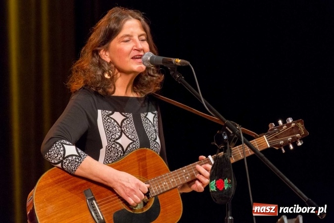 Zdjęcie w galerii na portalu naszraciborz.pl: Antonina Krzysztoń i Anna Janko - wyjątkowy wieczór w RCK wiadomości z regionu