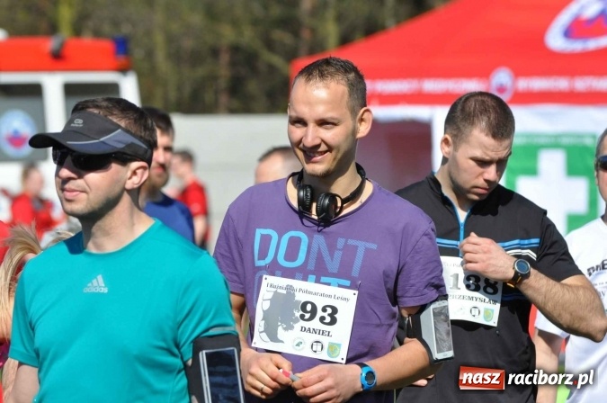 Zdjęcie w galerii na portalu naszraciborz.pl: I Kuźniański Półmaraton Leśny - zdecydowana wygrana Ukraińca wiadomości z regionu