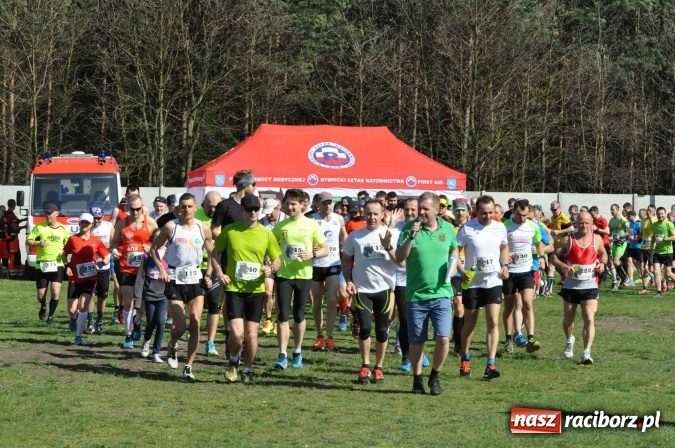 Zdjęcie w galerii na portalu naszraciborz.pl: I Kuźniański Półmaraton Leśny - zdecydowana wygrana Ukraińca wiadomości z regionu