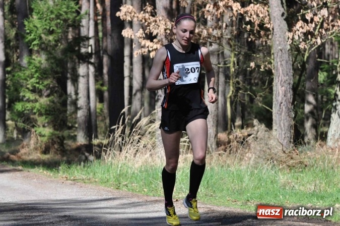 Zdjęcie w galerii na portalu naszraciborz.pl: I Kuźniański Półmaraton Leśny - zdecydowana wygrana Ukraińca wiadomości z regionu