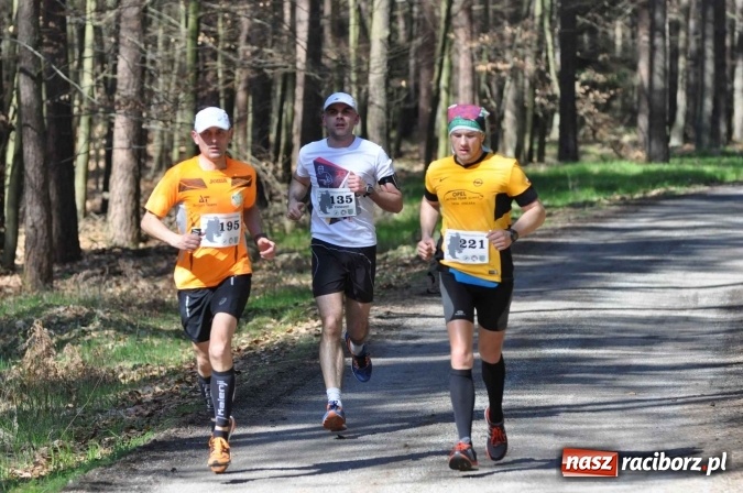 Zdjęcie w galerii na portalu naszraciborz.pl: I Kuźniański Półmaraton Leśny - zdecydowana wygrana Ukraińca wiadomości z regionu