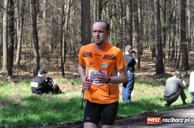 Zdjęcie w galerii na portalu naszraciborz.pl: I Kuźniański Półmaraton Leśny - zdecydowana wygrana Ukraińca wiadomości z regionu