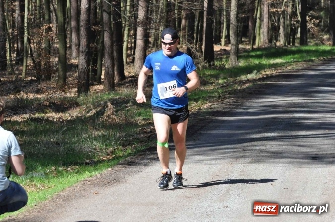 Zdjęcie w galerii na portalu naszraciborz.pl: I Kuźniański Półmaraton Leśny - zdecydowana wygrana Ukraińca wiadomości z regionu