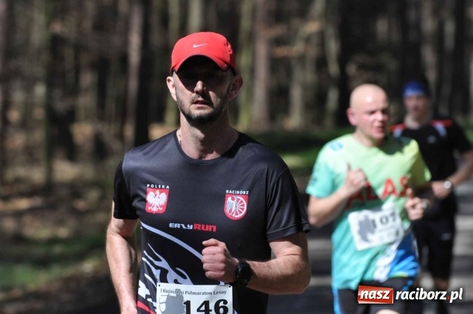 Zdjęcie w galerii na portalu naszraciborz.pl: I Kuźniański Półmaraton Leśny - zdecydowana wygrana Ukraińca wiadomości z regionu