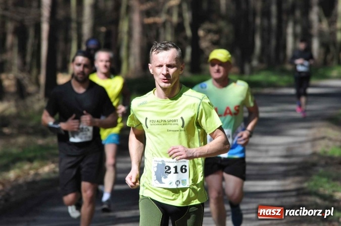 Zdjęcie w galerii na portalu naszraciborz.pl: I Kuźniański Półmaraton Leśny - zdecydowana wygrana Ukraińca wiadomości z regionu