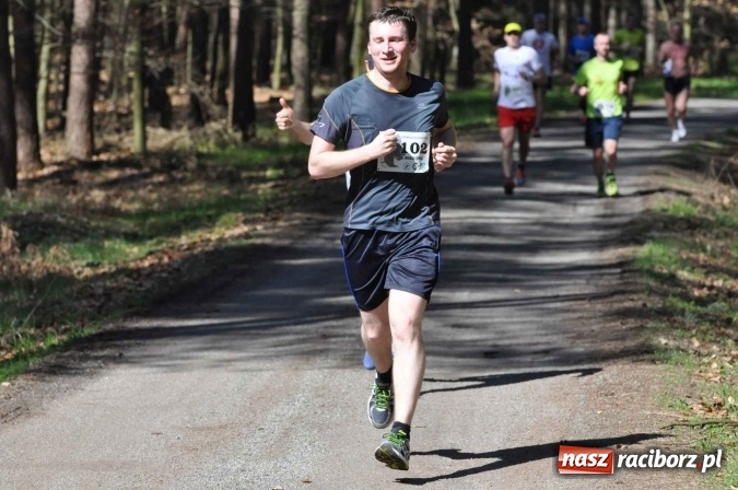 Zdjęcie w galerii na portalu naszraciborz.pl: I Kuźniański Półmaraton Leśny - zdecydowana wygrana Ukraińca wiadomości z regionu