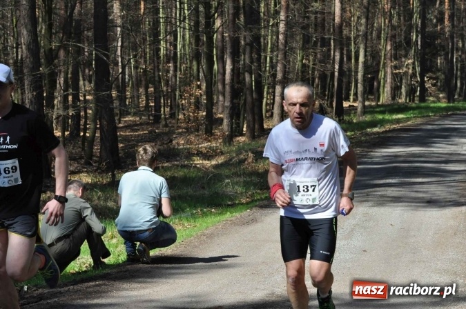 Zdjęcie w galerii na portalu naszraciborz.pl: I Kuźniański Półmaraton Leśny - zdecydowana wygrana Ukraińca wiadomości z regionu