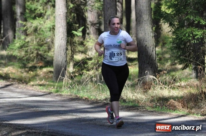 Zdjęcie w galerii na portalu naszraciborz.pl: I Kuźniański Półmaraton Leśny - zdecydowana wygrana Ukraińca wiadomości z regionu