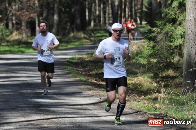 Zdjęcie w galerii na portalu naszraciborz.pl: I Kuźniański Półmaraton Leśny - zdecydowana wygrana Ukraińca wiadomości z regionu