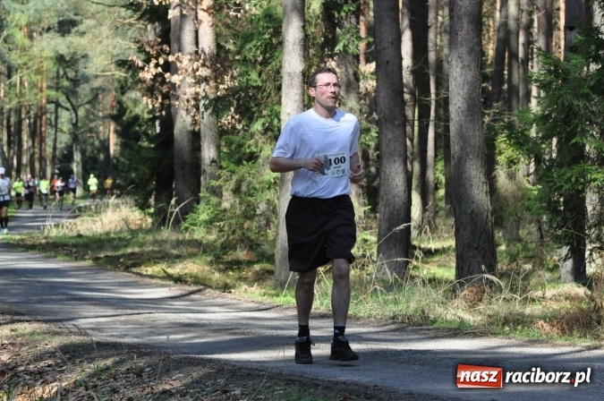 Zdjęcie w galerii na portalu naszraciborz.pl: I Kuźniański Półmaraton Leśny - zdecydowana wygrana Ukraińca wiadomości z regionu