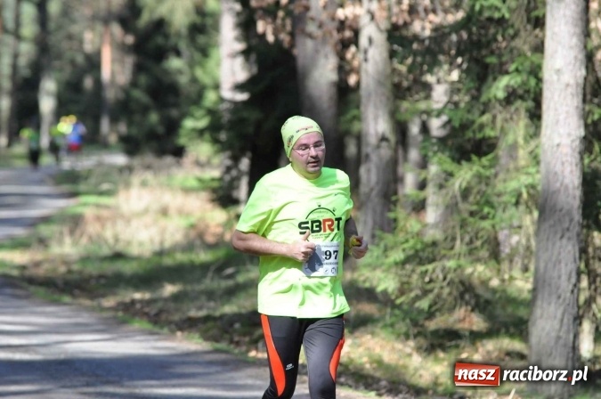Zdjęcie w galerii na portalu naszraciborz.pl: I Kuźniański Półmaraton Leśny - zdecydowana wygrana Ukraińca wiadomości z regionu