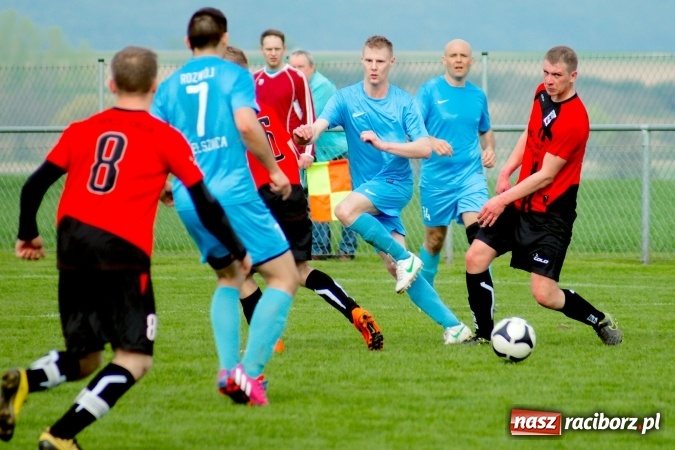 Zdjęcie w galerii na portalu naszraciborz.pl: C klasa: Udany rewanż rezerw Borucina. Cztery trafienia Konrada Świstowskiego wiadomości z regionu