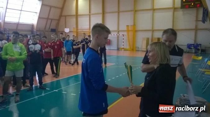 Zdjęcie w galerii na portalu naszraciborz.pl: Kolejne miejsce na podium młodych siatkarzy KS AZS Rafako Racibórz  wiadomości z regionu