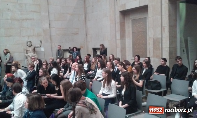 Zdjęcie w galerii na portalu naszraciborz.pl: Sukces uczennicy Liceum Plastycznego na Olimpiadzie Artystycznej wiadomości z regionu