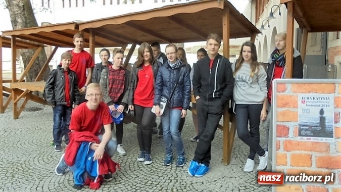 Zdjęcie w galerii na portalu naszraciborz.pl: Przegląd Filmowy na raciborskim Zamku z udziałem uczniów Gimnazjum nr 5 wiadomości z regionu