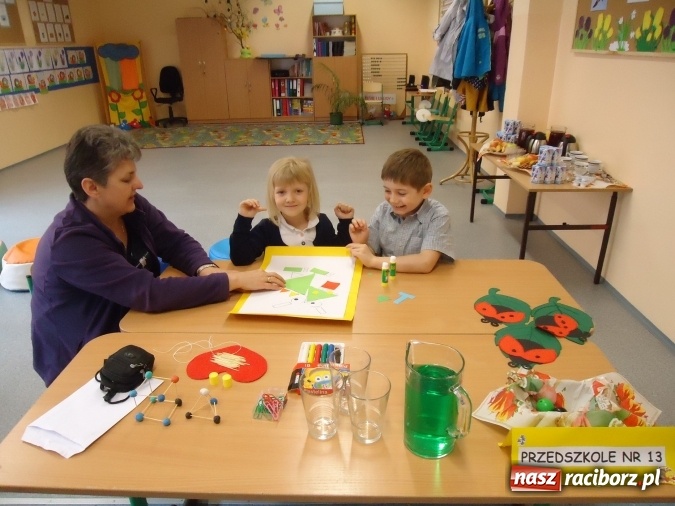 Zdjęcie w galerii na portalu naszraciborz.pl: MAŁY PITAGORAS, czyli Mini Olimpiada Matematyczna dla Przedszkolak&oacute;w w SP 15 wiadomości z regionu