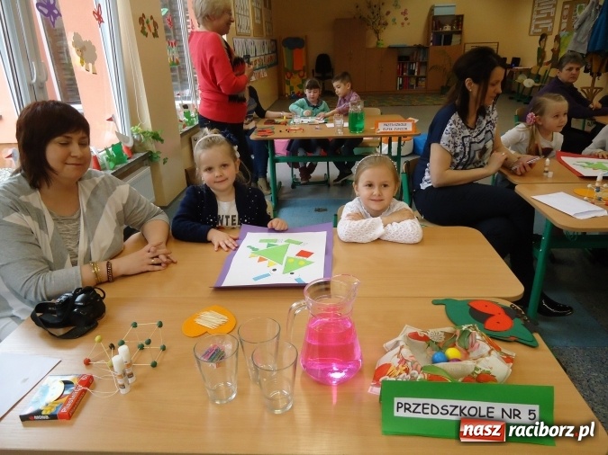 Zdjęcie w galerii na portalu naszraciborz.pl: MAŁY PITAGORAS, czyli Mini Olimpiada Matematyczna dla Przedszkolak&oacute;w w SP 15 wiadomości z regionu