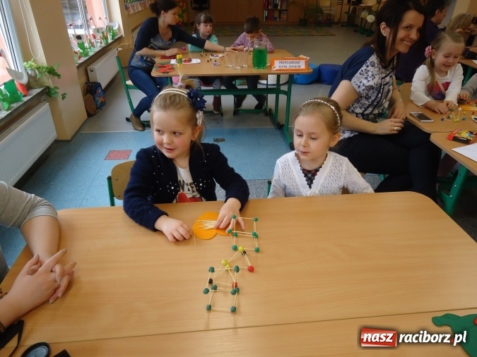 Zdjęcie w galerii na portalu naszraciborz.pl: MAŁY PITAGORAS, czyli Mini Olimpiada Matematyczna dla Przedszkolak&oacute;w w SP 15 wiadomości z regionu