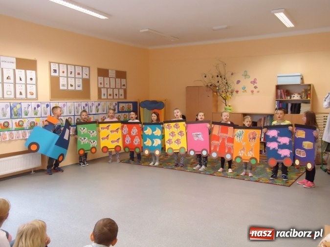 Zdjęcie w galerii na portalu naszraciborz.pl: MAŁY PITAGORAS, czyli Mini Olimpiada Matematyczna dla Przedszkolak&oacute;w w SP 15 wiadomości z regionu