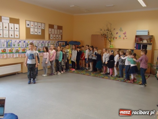 Zdjęcie w galerii na portalu naszraciborz.pl: MAŁY PITAGORAS, czyli Mini Olimpiada Matematyczna dla Przedszkolak&oacute;w w SP 15 wiadomości z regionu