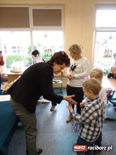 Zdjęcie w galerii na portalu naszraciborz.pl: MAŁY PITAGORAS, czyli Mini Olimpiada Matematyczna dla Przedszkolak&oacute;w w SP 15 wiadomości z regionu