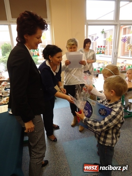 Zdjęcie w galerii na portalu naszraciborz.pl: MAŁY PITAGORAS, czyli Mini Olimpiada Matematyczna dla Przedszkolak&oacute;w w SP 15 wiadomości z regionu