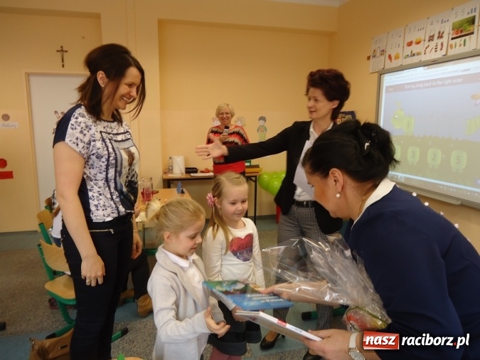 Zdjęcie w galerii na portalu naszraciborz.pl: MAŁY PITAGORAS, czyli Mini Olimpiada Matematyczna dla Przedszkolak&oacute;w w SP 15 wiadomości z regionu