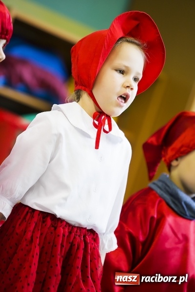 Zdjęcie w galerii na portalu naszraciborz.pl: Bajki, baśnie i legendy krajów Unii Europejskiej w Przedszkolu nr 10 wiadomości z regionu