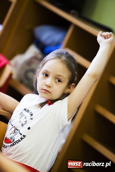 Zdjęcie w galerii na portalu naszraciborz.pl: Bajki, baśnie i legendy krajów Unii Europejskiej w Przedszkolu nr 10 wiadomości z regionu
