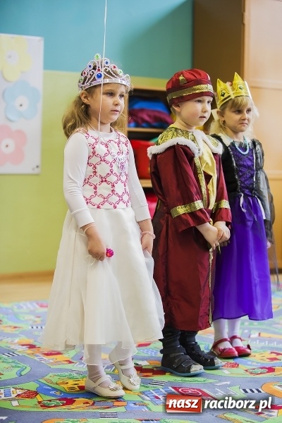 Zdjęcie w galerii na portalu naszraciborz.pl: Bajki, baśnie i legendy krajów Unii Europejskiej w Przedszkolu nr 10 wiadomości z regionu