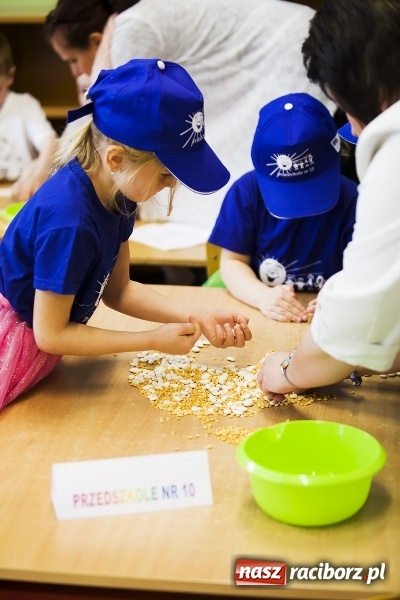Zdjęcie w galerii na portalu naszraciborz.pl: Bajki, baśnie i legendy krajów Unii Europejskiej w Przedszkolu nr 10 wiadomości z regionu