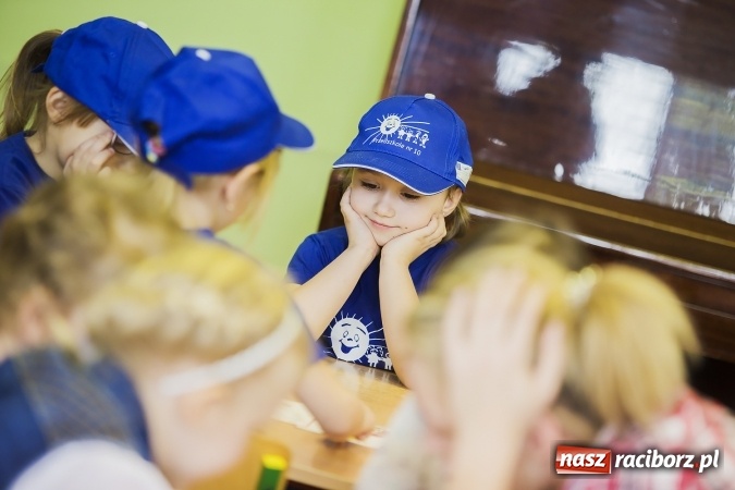 Zdjęcie w galerii na portalu naszraciborz.pl: Bajki, baśnie i legendy krajów Unii Europejskiej w Przedszkolu nr 10 wiadomości z regionu