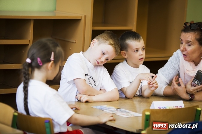 Zdjęcie w galerii na portalu naszraciborz.pl: Bajki, baśnie i legendy krajów Unii Europejskiej w Przedszkolu nr 10 wiadomości z regionu
