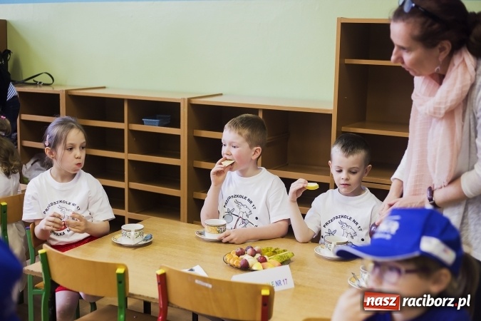 Zdjęcie w galerii na portalu naszraciborz.pl: Bajki, baśnie i legendy krajów Unii Europejskiej w Przedszkolu nr 10 wiadomości z regionu