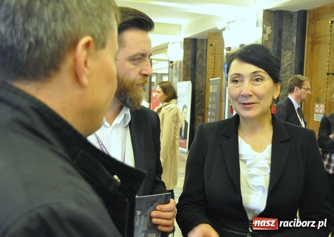 Zdjęcie w galerii na portalu naszraciborz.pl:  O możliwościach transportowych Odry na II Światowym Kongresie Klastrów wiadomości z regionu