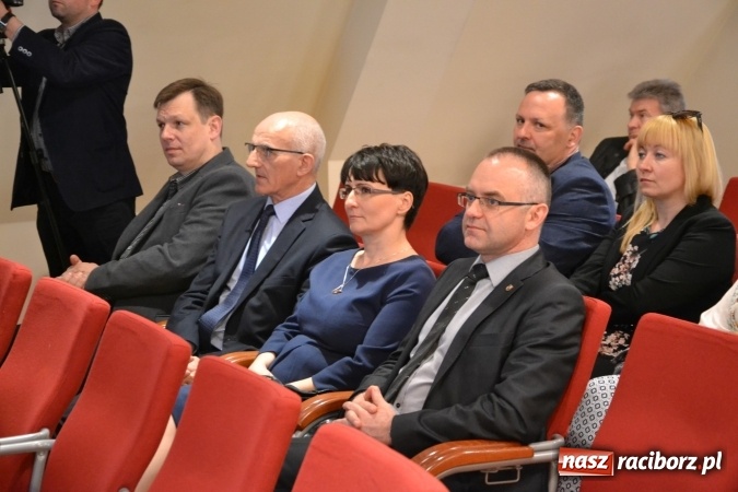 Zdjęcie w galerii na portalu naszraciborz.pl: Kolej - nie wszystko stracone, ale potrzeba większej aktywności wiadomości z regionu